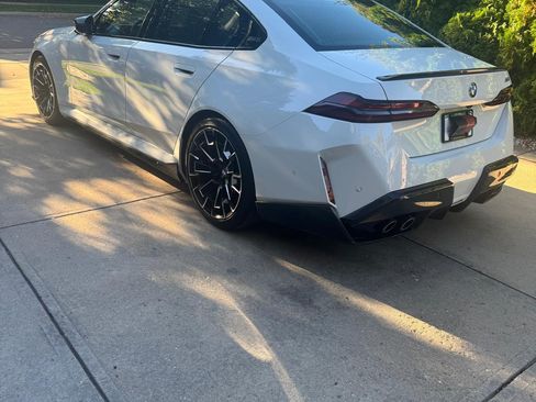 Used 2026 BMW M5 w/ Carbon Package image 5