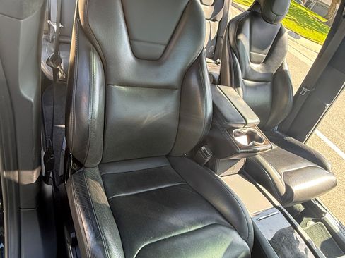 Used 2016 Tesla Model X 90D image 16