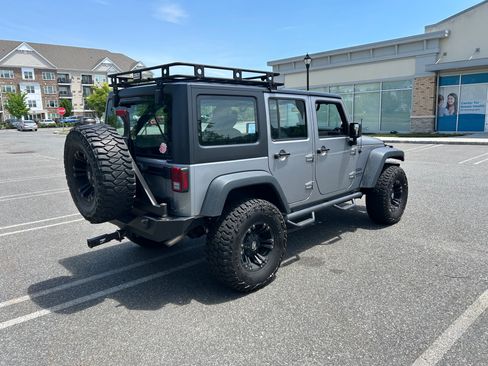 Used 2014 Jeep Wrangler Unlimited Sport w/ Connectivity Group AWD/4WD image 13