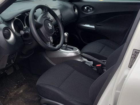 Used 2013 Nissan Juke S image 16