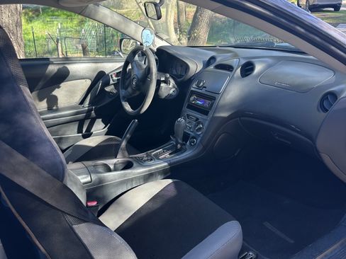 Used 2005 Toyota Celica GT image 13