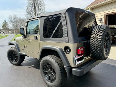 Used 2006 Jeep Wrangler SE image 2