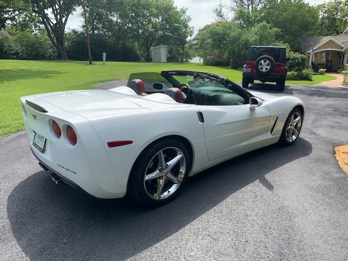 Used 2012 Chevrolet Corvette Convertible w/ 2LT Preferred Equipment Group image 1