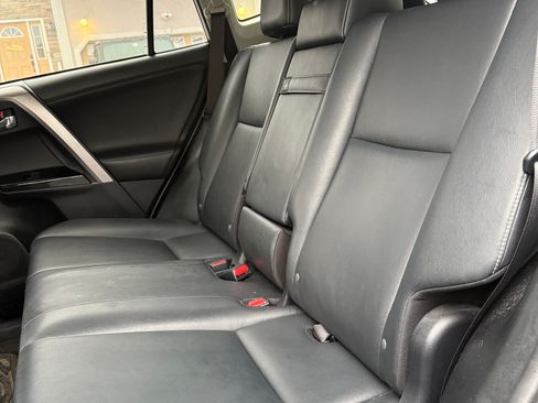 Used 2016 Toyota RAV4 Limited image 20