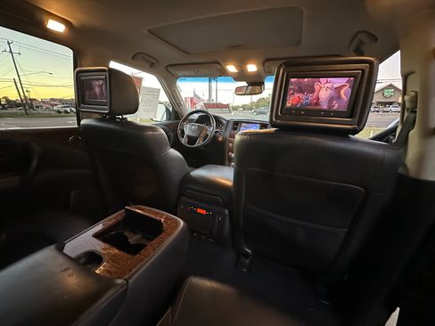 Used 2017 Nissan Armada Platinum w/ Captain Seat Package image 10