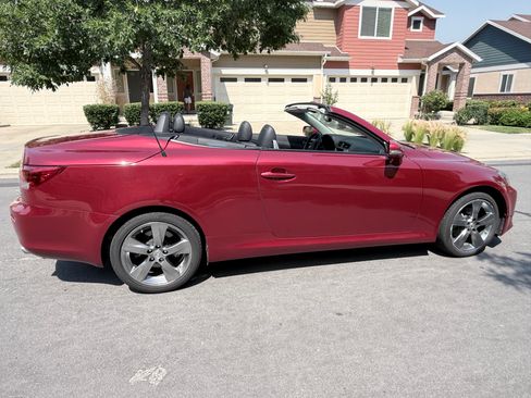 Used 2010 Lexus IS 250C RWD image 2