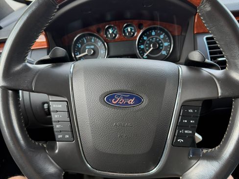 Used 2010 Ford Flex Limited AWD/4WD image 11