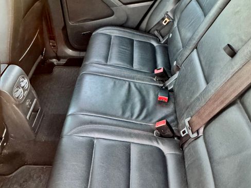 Used 2017 Volkswagen Tiguan SEL image 25