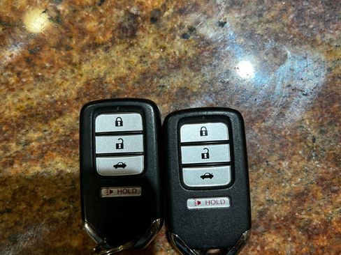 Used 2013 Honda Accord EX-L image 6