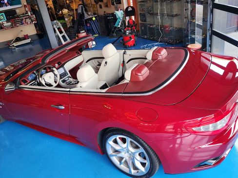 Used 2012 Maserati GranTurismo Sport RWD image 10