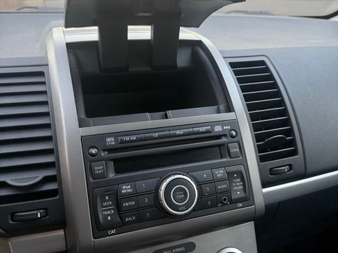 Used 2010 Nissan Sentra 2.0 SR image 23