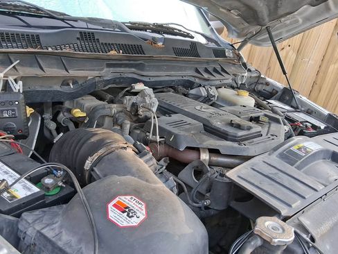 Used 2012 RAM 3500 ST w/ Chrome Appearance Group image 18