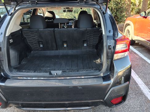 Used 2019 Subaru Crosstrek 2.0i Premium w/ Moonroof Package image 14