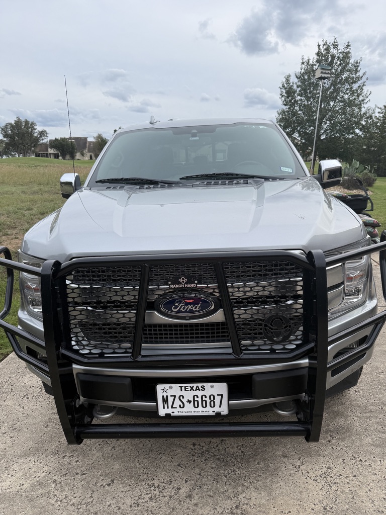 Used 2020 Ford F150 Platinum w/ Equipment Group 701A Luxury AWD/4WD image 4