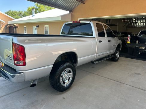 Used 2005 Dodge Ram 3500 Truck SLT AWD/4WD image 4