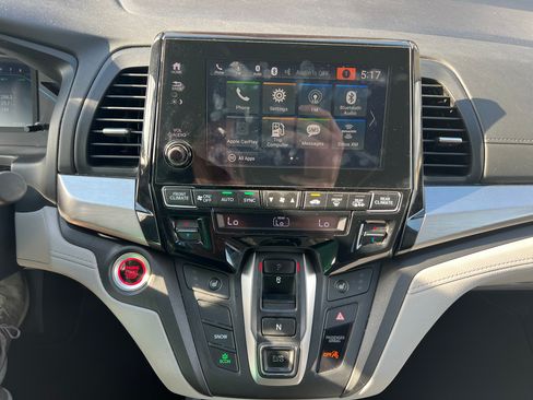 Used 2019 Honda Odyssey EX image 13