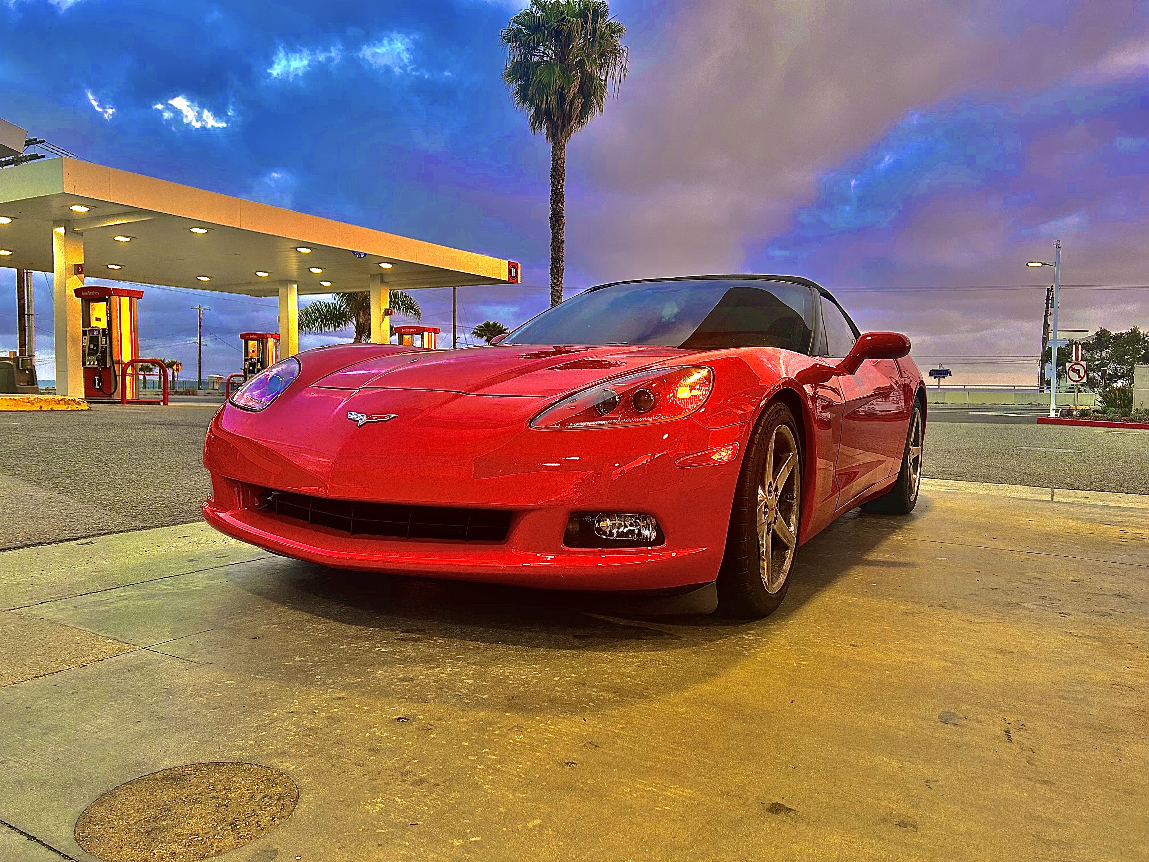 Used 2005 Chevrolet Corvette Convertible w/ Preferred Equipment Group RWD image 8