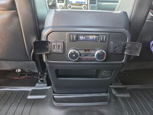 Used 2020 Ford Expedition Limited w/ Texas Edition Package image 8