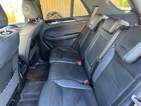 Used 2017 Mercedes-Benz GLE 43 AMG 4MATIC image 10