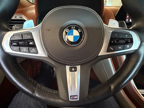 Used 2022 BMW M850i xDrive Convertible AWD/4WD image 21