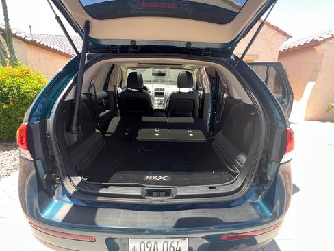 Used 2011 Lincoln MKX 2WD w/ 102A Rapid Spec Order Code image 5