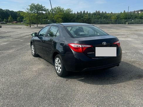 Used 2016 Toyota Corolla LE w/ Body Protection Package #1 FWD image 4