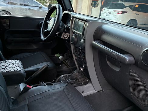 Used 2007 Jeep Wrangler Unlimited X RWD image 6