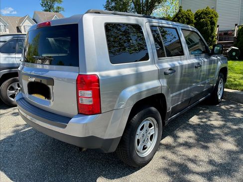 Used 2014 Jeep Patriot Sport AWD/4WD image 14