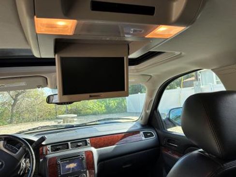 Used 2012 Chevrolet Tahoe LTZ image 16