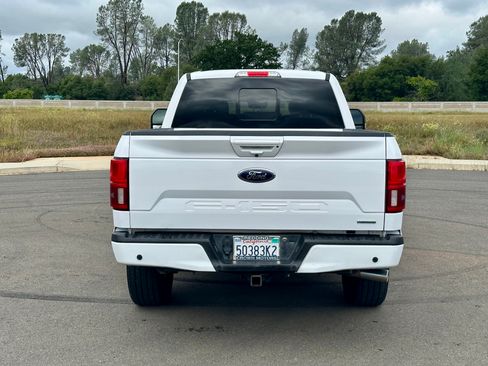 Used 2018 Ford F150 Lariat w/ Equipment Group 502A Luxury AWD/4WD image 5