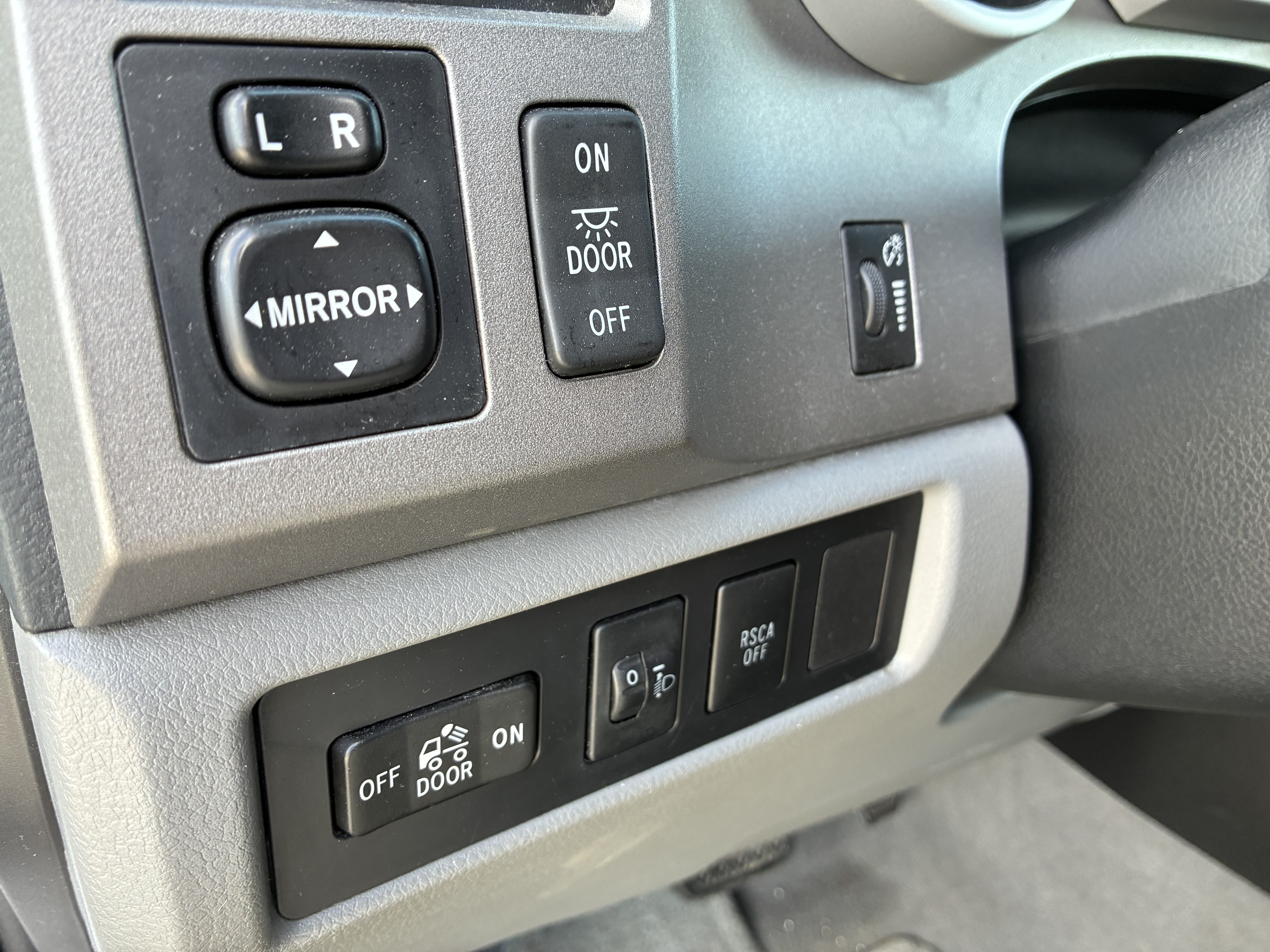 Used 2010 Toyota Tundra 4x4 Double Cab w/ TRD Off-Road Pkg image 10