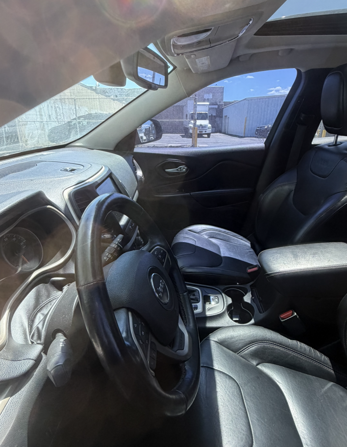 Used 2016 Jeep Cherokee High Altitude AWD/4WD image 5