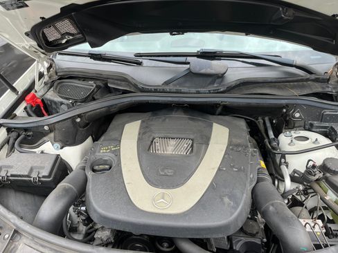 Used 2010 Mercedes-Benz ML 350 4MATIC image 2