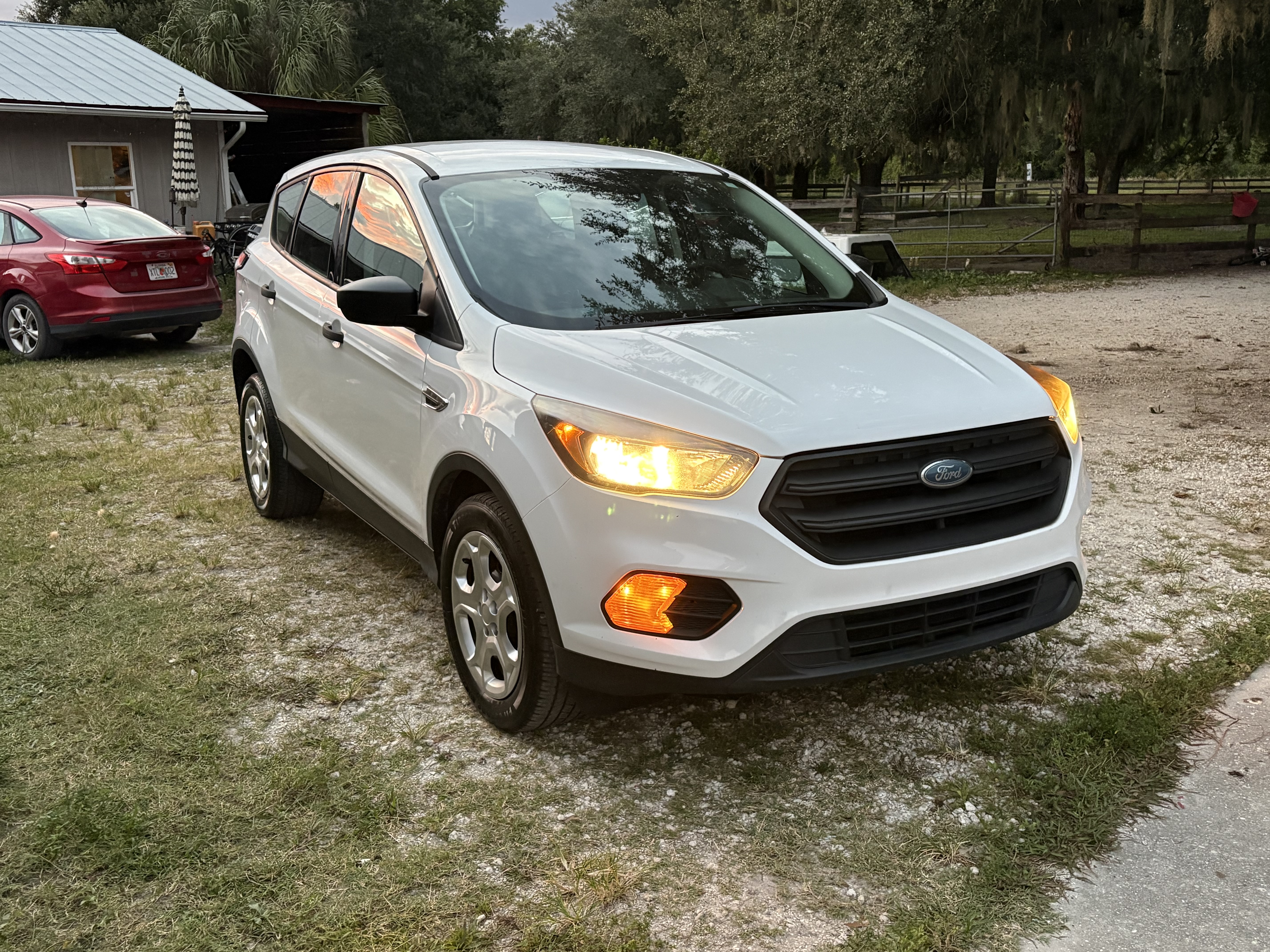 Used 2018 Ford Escape S FWD image 1
