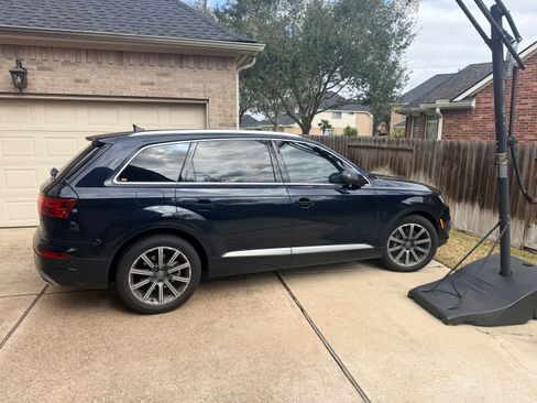 Used 2017 Audi Q7 3.0T Prestige w/ Prestige Package image 8