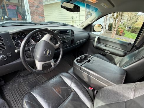 Used 2007 Chevrolet Silverado 1500 LT w/ 1LT Convenience Package image 6