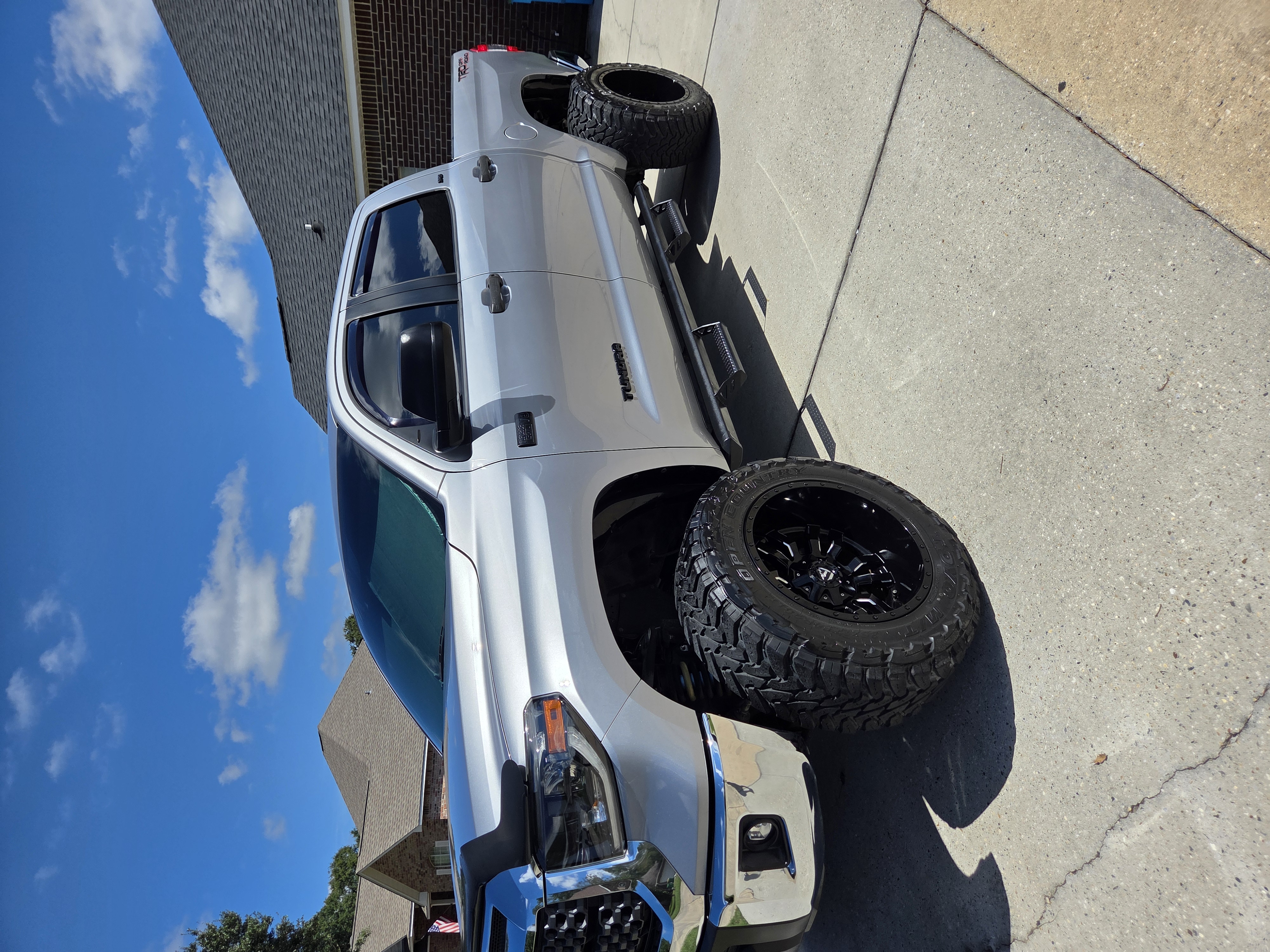 Used 2021 Toyota Tundra SR5 w/ TRD Off-Road Package RWD image 9