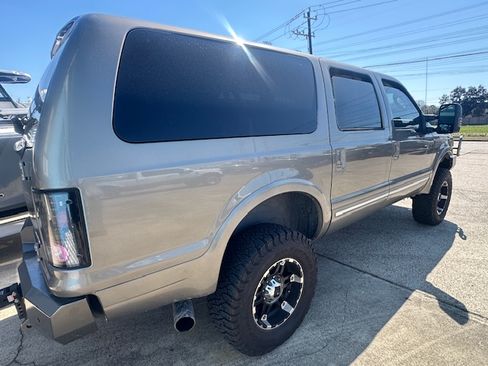 Used 2003 Ford Excursion Limited image 25