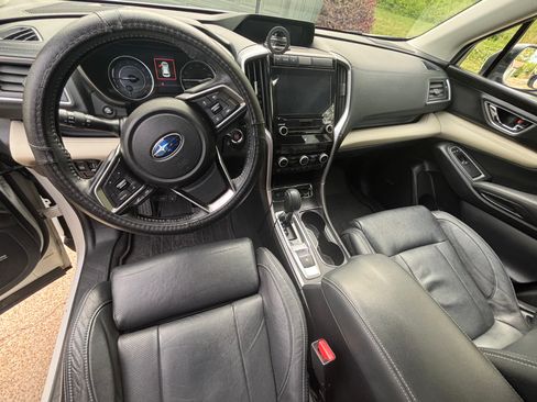 Used 2020 Subaru Ascent Limited w/ Technology Package image 6