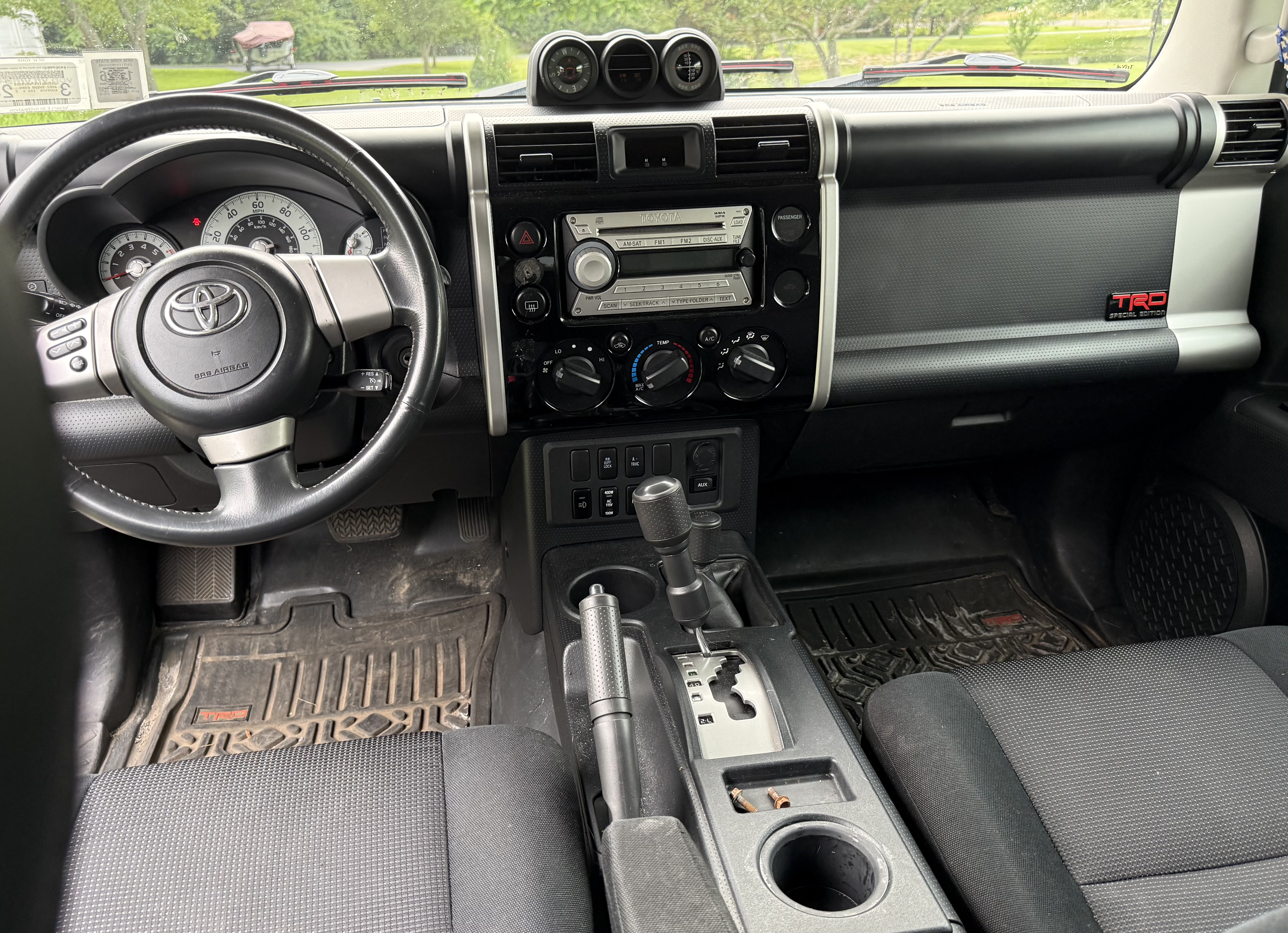 Used 2007 Toyota FJ Cruiser 4WD w/ TRD Special Edition image 9