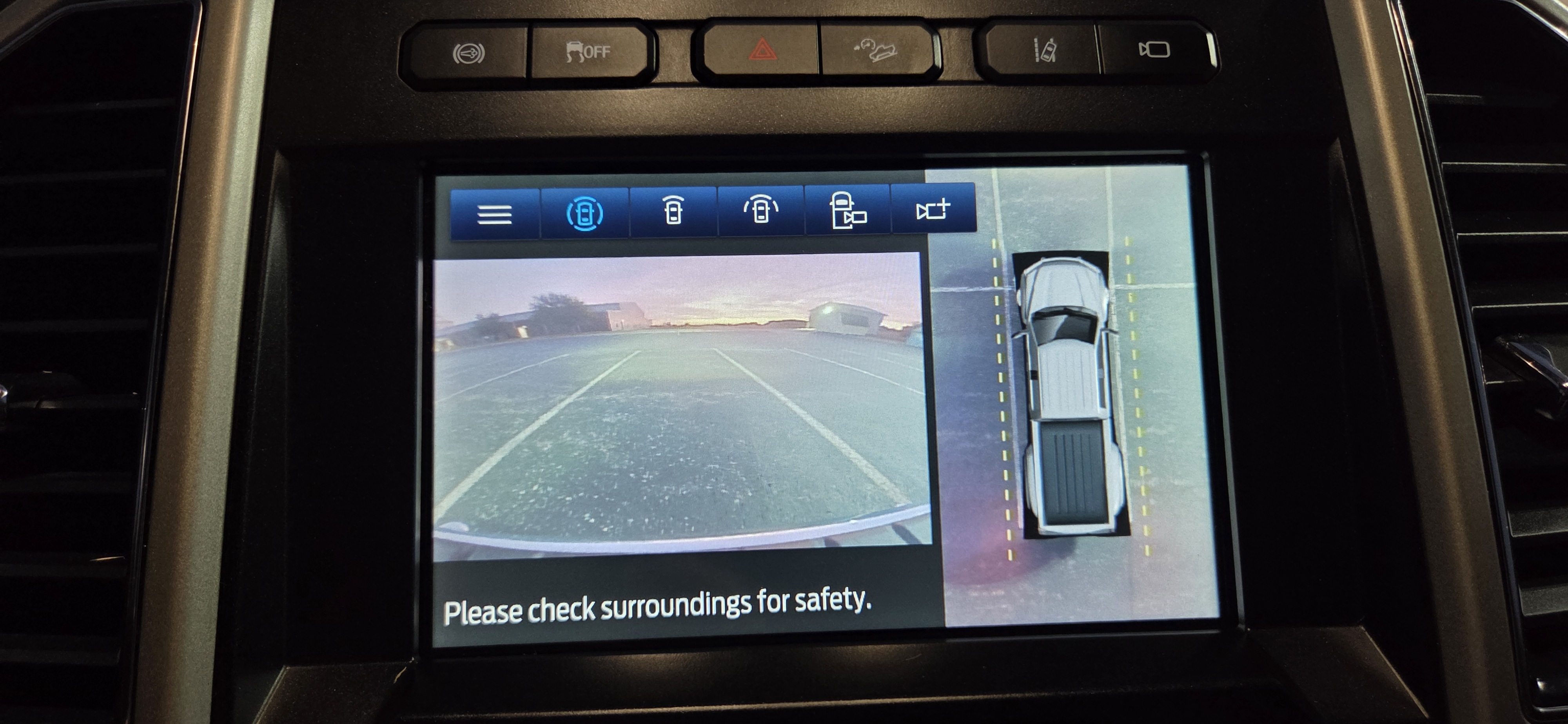 Used 2021 Ford F450 Lariat w/ Lariat Ultimate Package AWD/4WD image 16