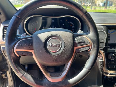 Used 2016 Jeep Grand Cherokee Limited 75th Anniversary AWD/4WD image 4
