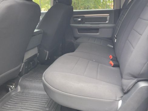 Used 2018 RAM 2500 SLT image 7