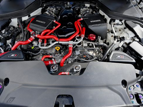 Used 2017 INFINITI Q60 3.0t w/ Premium Plus Package 3.0T image 12