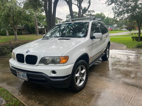 Used 2001 BMW X5 3.0i image 4