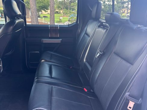 Used 2020 Ford F150 Lariat w/ Equipment Group 502A Luxury AWD/4WD image 8
