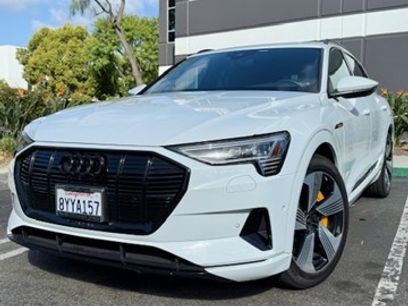 Used 2022 Audi e-tron Premium Plus w/ Premium Plus Package