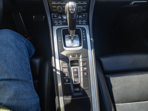 Used 2015 Porsche 911 Carrera 4S image 26