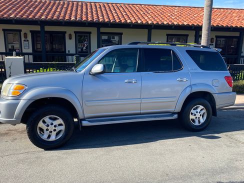 Used 2001 Toyota Sequoia Limited image 4