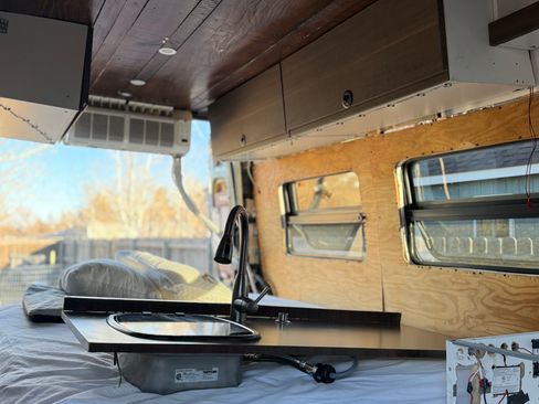 Used 2013 Mercedes-Benz Sprinter 2500 image 8